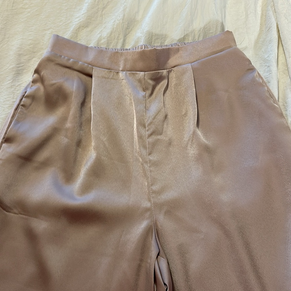Tan satin matching set NWT - Picture 7 of 11